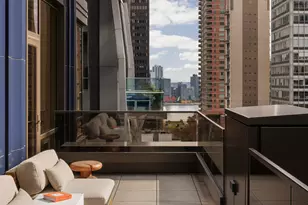 135 E 47th St, New York City, NY 10017 - Photo 6