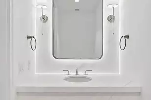 200 E 83rd St, New York City, NY 10028 - Photo 4