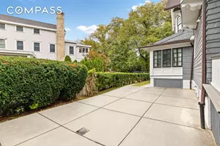 1917 Ditmas Ave, New York City, NY 11226 - Photo 12