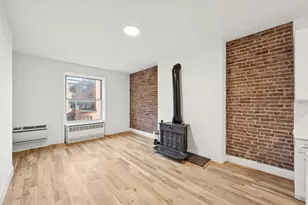 145 W 80th St, New York City, NY 10024 - Photo 2