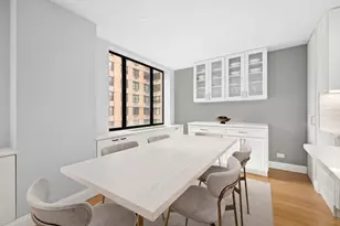 30 W 61st St, New York City, NY 10023 - Photo 2