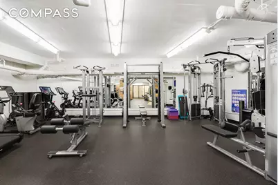 200 Central Park S #28B, New York, NY 10019 - Photo 20