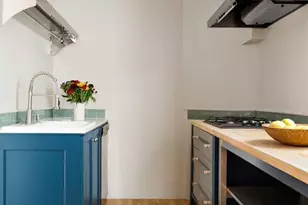 529 E 12th St, New York City, NY 10009 - Photo 4