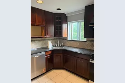 264 Ward Avenue, New York City, NY 10304 - Photo 6