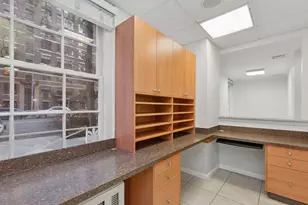 340 E 72nd St, New York City, NY 10021 - Photo 4