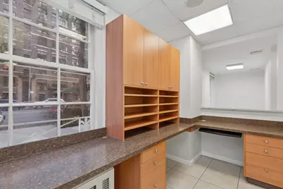 340 E 72nd Street #1N, New York City, NY 10021 - Photo 4