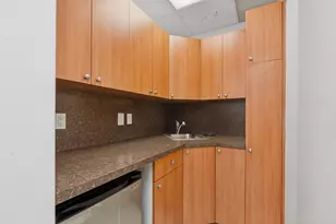 340 E 72nd St, New York City, NY 10021 - Photo 6