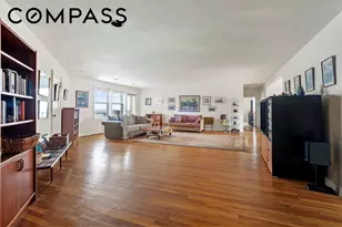162-01 Powells Cove Blvd, New York City, NY 11357 - Photo 2