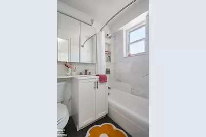 155 W 68th Street #2005, New York City, NY 10023 - Photo 8