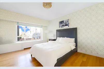 200 E 66th Street #PHA-2006, New York City, NY 10065 - Photo 12