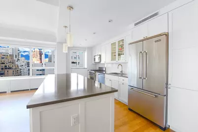 200 E 66th Street #PHA-2006, New York City, NY 10065 - Photo 6