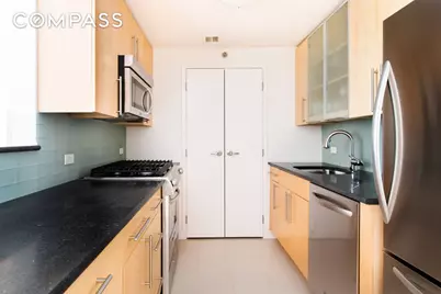 40 W 116th Street #A406, New York City, NY 10026 - Photo 4