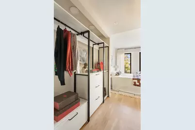 650 E 6th Street #3, New York, NY 10009 - Photo 8