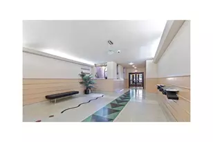 25 Indian Rd, New York City, NY 10034 - Photo 6