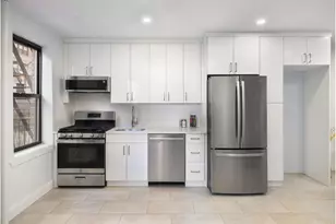 25 Indian Rd, New York City, NY 10034 - Photo 2