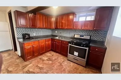 720 E 39th Street #1, Brooklyn, NY 11203 - Photo 2