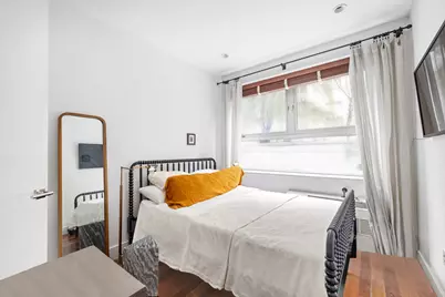 129 Metropolitan Avenue #1B, New York City, NY 11211 - Photo 4