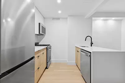 321 E 48th Street #2G, New York City, NY 10017 - Photo 4