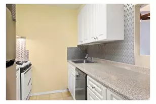 595 Main St, New York, NY 10044 - Photo 8