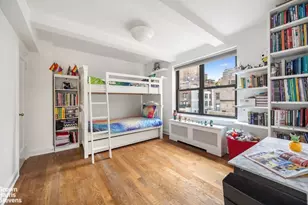 245 E 72nd St, New York City, NY 10021 - Photo 10