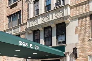 245 E 72nd St, New York City, NY 10021 - Photo 16