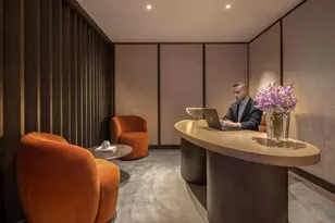 111 W 56th St, New York City, NY 10019 - Photo 10