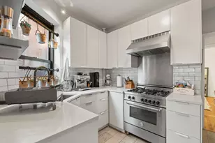 225 E 74th St, New York City, NY 10021 - Photo 8