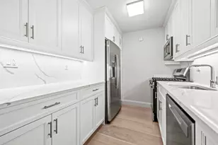 155 W 68th St, New York City, NY 10023 - Photo 4