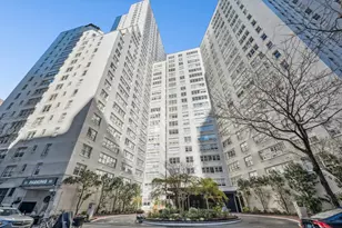 155 W 68th St, New York City, NY 10023 - Photo 10