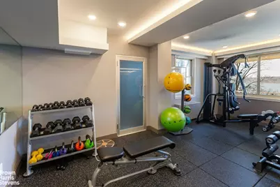 2621 Palisade Avenue #4J, New York City, NY 10463 - Photo 20