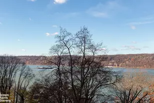 2621 Palisade Ave, New York City, NY 10463 - Photo 2