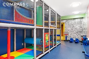 360 Furman St, New York City, NY 11201 - Photo 18