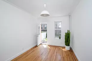 47-14 48th St, New York City, NY 11377 - Photo 4