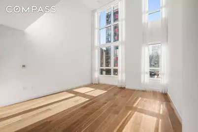 301 E 61st Street #5D, New York, NY 10065 - Photo 2