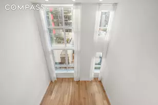 301 E 61st St, New York, NY 10065 - Photo 4