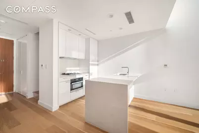 301 E 61st Street #5D, New York City, NY 10065 - Photo 8