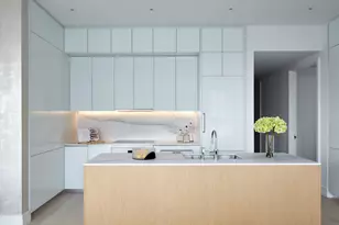 200 E 59th St, New York City, NY 10022 - Photo 2