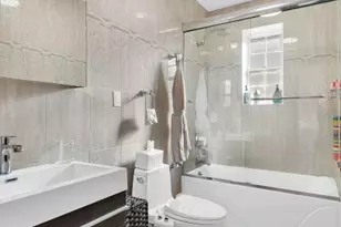 1980 E 8th St, New York City, NY 11223 - Photo 20