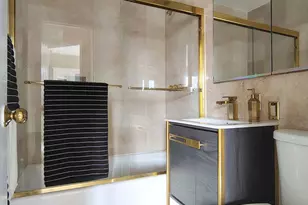 201 W 70th St, New York City, NY 10023 - Photo 6