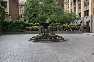 201 W 70th St, New York City, NY 10023 - Photo 18