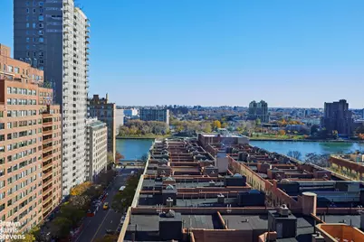 460 E 79th Street #16A, New York City, NY 10075 - Photo 4