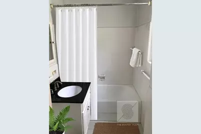 321 E 54th Street #5F, New York City, NY 10022 - Photo 4