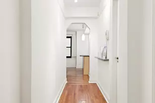 300 W 23rd St, New York City, NY 10011 - Photo 4