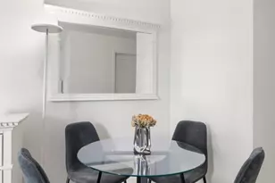 300 E 64th St, New York City, NY 10021 - Photo 2