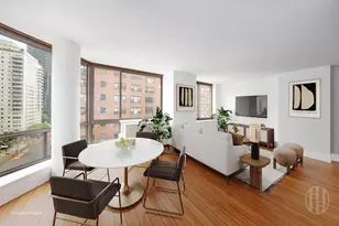 300 E 64th St, New York City, NY 10065 - Photo 2