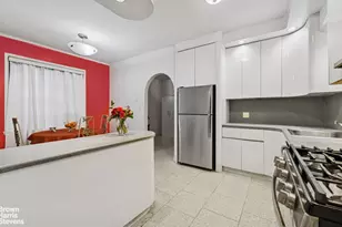 1702 E 28th St, New York City, NY 11229 - Photo 8