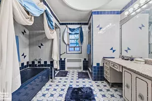 1702 E 28th St, New York City, NY 11229 - Photo 12