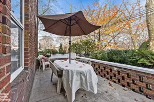 1702 E 28th St, New York City, NY 11229 - Photo 6