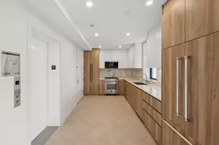 390 Manhattan Ave, New York City, NY 11211 - Photo 2