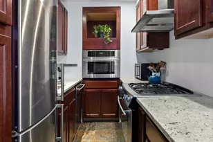 141 E 3rd St, New York, NY 10009 - Photo 4